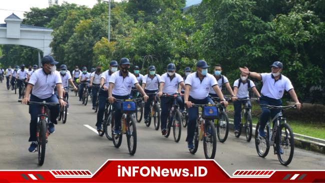 Gubernur AAL Dan Kasal Inspeksi Fasilitas Pendidikan TNI AL Bumimoro