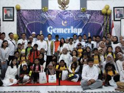 Paguyuban Cak & Ning Surabaya Gelar Bakti Sosial Ramadan bagi Anak Difabel