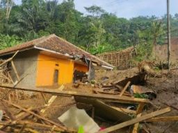 Sembilan Orang Hilang Saat Banjir Bandang dan Longsor di Bandung Barat