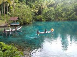 Ini Danau Paling Jernih di Dunia, Sebening Kaca