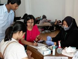 Jemaat Gereja Regina Pacis Magetan Donor Darah, Topang Muslim Puasa Ramadhan