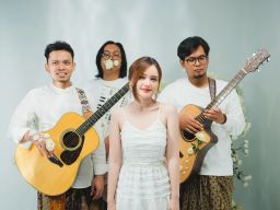 Fanny Soegi Meluncurkan Perjalanan Baru Sebagai Solois dengan Label VtmnD