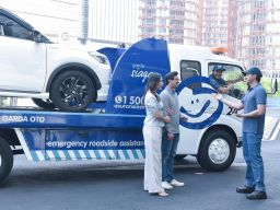 Garda Oto Raih Top Brand Award