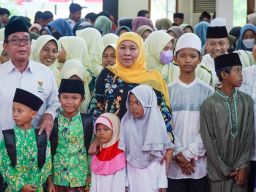 Pesan Khofifah kepada 800 Anak Yatim se-Lamongan, Hormati Orang Tua, Optimis Jangan Mudah Menyerah