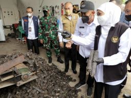 Khofifah Ajak Masyarakat Pilah dan Kelola Sampah 