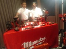 Milwaukee Cordless Tool, Pemimpin Perkasa Nirkabel Dunia