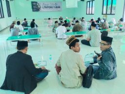 Ngopi Literasi, Cara LTN PCNU Tuban Ajak Kader NU Berdakwah