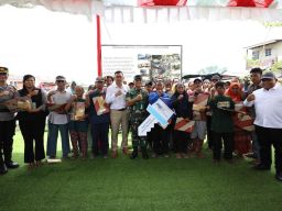 Alternatif Solusi di Negara Kepulauan, PT PAL dan UNHAN salurkan Rumah Apung