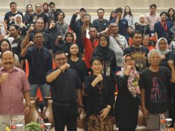 Film Dokumenter Menguak Hilangnya Aktivis ProDem Diluncurkan di Untag Surabaya