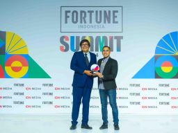 XL Axiata Raih Tiga Penghargaan Bergengsi