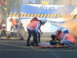 Pelindo Regional 3 Sub Regional Jawa Raih Penghargaan Gubernur Jatim