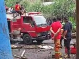 Akses Jalan Nasional Padang Panjang ke Bukittinggi Terendam Banjir Lahar Dingin
