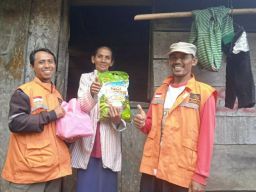 Kisah Kebaikan LMI Untuk Warga Terpencil Lereng Gunung Raung