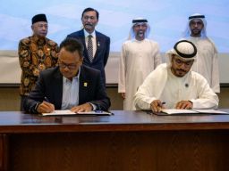 PLN Nusantara Power Gandeng Masdar Bentuk Kajian Ekspansi PLTS Terapung Cirata