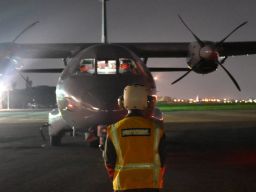 Skuadron Camar Laut Wing Udara 2 Latihan Terbang Malam