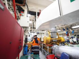 Pelindo Sub Regional Jawa Gelar Simulasi Kapal Kandas di Pelabuhan Tanjung Perak Surabaya