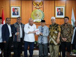 Hadiri Undangan DPD RI, Amien Rais Dukung Amandemen Ulang Konstitusi