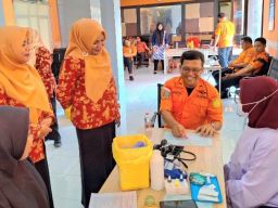 Kolaborasi PMI dan Relawan Kebencanaan, Gelar Donor Darah DWP BPBD Jatim