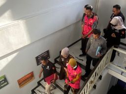 Kejari Sidoarjo Tahan Kades dan Sekdes Kletek, Kecamatan Taman, Sidoarjo Terkait Pungli PTSL