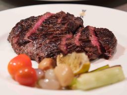 Meatguy Steakhouse II SCBD Suguhkan Pengalaman Bersantap Steak Dengan Menu Daging Terbaik