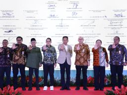 Pj. Gubernur Jatim Dukung Roadshow Bus KPK 2024