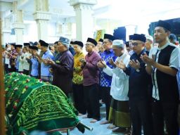 Kepala Dinas Koperasi dan UKM Jatim Tutup Usia