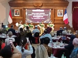 Pj. Gubernur Adhy Kenalkan Keindahan Pariwisata Jatim, di Acara JWG Indonesia-Prancis