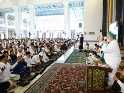 Pj. Sekdaprov Jatim Harapkan Makin Menambah Keimanan dan Keilmuan Umat