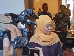 Khofifah: Semua warga negara punya hak mengusung atau mencalonkan diri di Pilkada