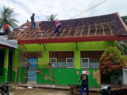 Pemprov Jatim Tuntaskan Perbaikan Fasum Terdampak Gempa Bumi di Pulau Bawean