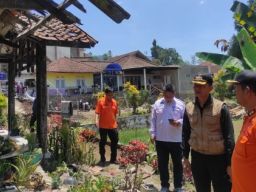 Gempa Bandung, Sejumlah Rumah Rusak 81 Warga Luka-luka