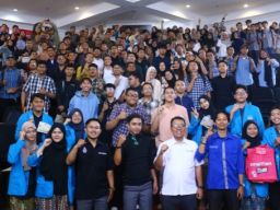 Seminar "Texplorum X Smartfren Community X PP GPMB Nasional" Menginspirasi Mahasiswa Di Era Digital