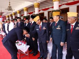 Pj. Gubernur Jatim Ajak Teladani Nilai Pancasila Sebagai Semangat Wujudkan Indonesia Emas 2045