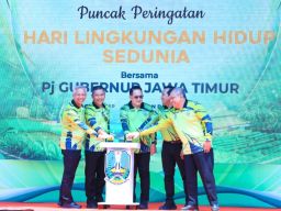 Pj. Gubernur Jatim Adhy: Pelestari Lingkungan Adalah Pejuang Jatim Lestari Tingkatkan IKLH