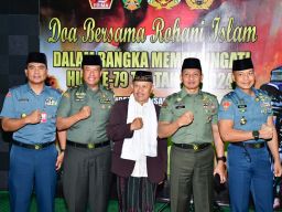 Doa Bersama TNl Wilayah Surabaya Jelang HUT ke-79 TNI