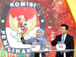 Khofifah-Emil Unggul Jauh di Survei Litbang Kompas, Akademisi Unair Beberkan Hal ini