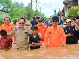 Pj. Gubernur Jatim Gerak Cepat Tangani Banjir Pasuruan