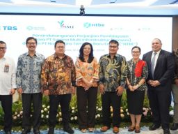 PLN Nusantara Power Raih Pendanaan Proyek PLTS Terapung Tembesi