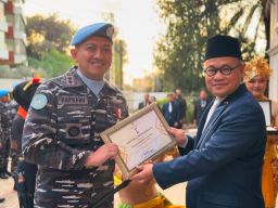 KRI Diponegoro-365 Terima Penghargaan Duta Budaya Republik Indonesia 