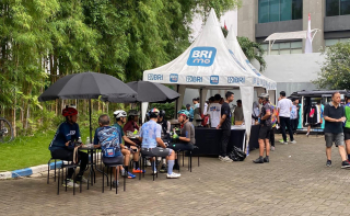 BRI BO Surabaya Kapas Krampung Gandeng Komunitas Olahraga Surabaya, Promosikan Transaksi Cashless