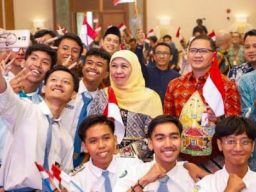 Selama Libur Sekolah, Gubernur Khofifah Ajak Murid Jatim Aktif Belajar dan Beribadah