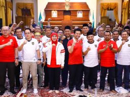 Gubernur Khofifah Ajak Pimred Media Nobar Timnas-Bahrain