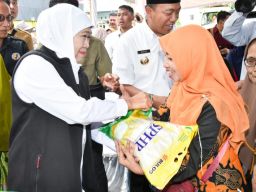 Pemprov Jatim Gelar Pasar Pangan Murah di Situbondo
