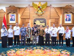 Gubernur Khofifah Apresiasi KPU, Bawaslu Jatim dan Jajaran, Pilkada Serentak Sukses