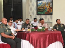 Bersama Purnawirawan, Kodam V/Brawijaya Ikuti Halal Bihalal dengan Presiden Secara Virtual