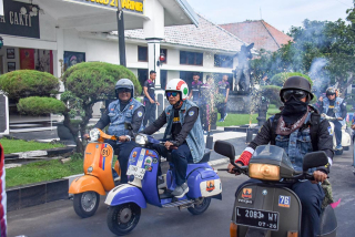 Komandan Brigif 2 Marinir Ikuti Touring Bersama RANUSA Scooter Community Pasmar 2