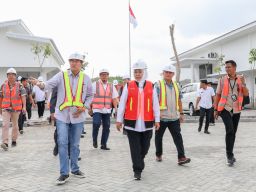 Gubernur Khofifah Ajak Masyarakat Cerdas Berinvestasi di Era Digital