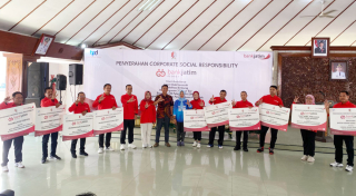 Peduli Bidang Kesehatan Hingga Pendidikan, Bank Jatim Serahkan CSR ke Pemkab Bojonegoro