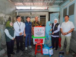 Gubernur Khofifah Pimpin Penyerahan Tali Asih untuk Perintis, Janda Kemerdekaan dan Keluarga Pahlawan