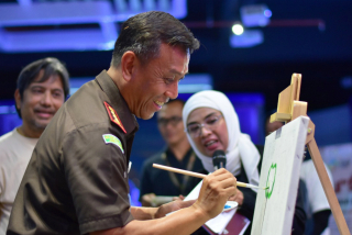 MAC Pameran Lukisan Perdana, Kajari: Agar Masyarakat Lebih Memahami Apa itu Autisme